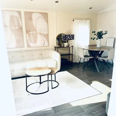 Forest Cabin At The Vossenberg Restyled Apartment Nunspeet