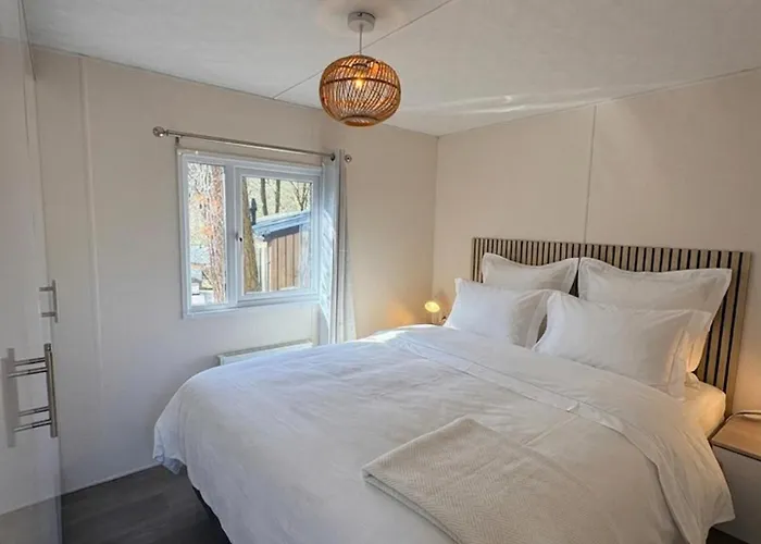 Sfeervol Boshuisje Op De Veluwe Vossenberg 아파트 *