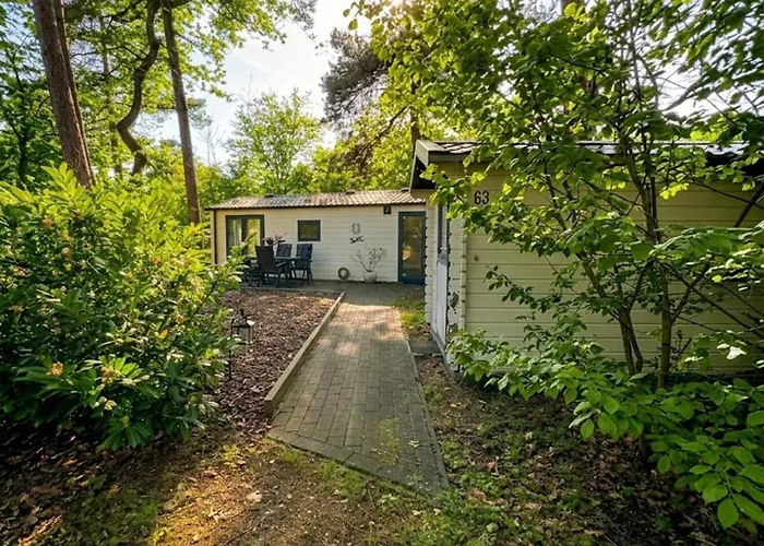 Sfeervol Boshuisje Op De Veluwe Vossenberg 넌스피트