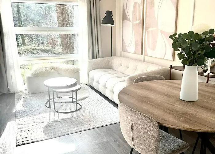 Forest At The Vossenberg Restyled * נונספייט